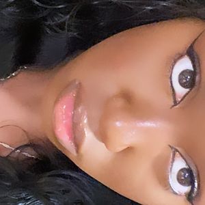 Meet your Posher, Jamilah